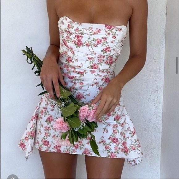 House of CB ‘Jasmine’ Rose Print Draped Corset Dress NWOT - Picture 4 of 17